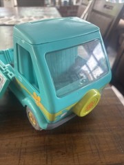Scooby Doo The Mystery Machine Playset Van With 7 Figures Scooby Shaggie + More