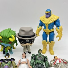 Random Lot Of Action Figures Marvel DC Funkos & Other Lot Of 17 Toy