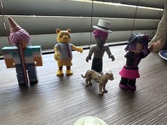 R0BL0X Figures