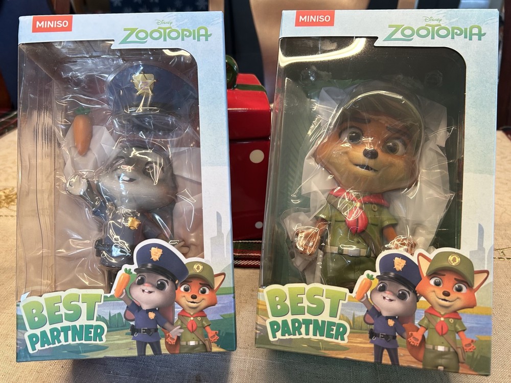 Disney Zootopia Best Partner Figures Judy Hopps & Nick Wilde 8″ Set New 2025