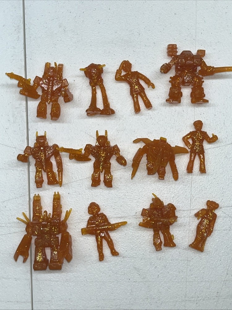 Super 7 robotech M.U.S.C.L.E. trashcan full set of 12 figures glitter/gold 2018
