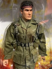 Platoon Action Figure – Charlie Sheen as Pvt. Chris Taylor 12” – Sideshow Toy