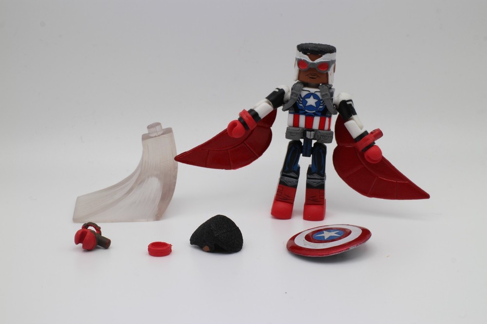 Marvel Minimates Series 60 Captain America Sam Wilson Falcon Wings Shield
