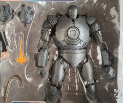 Marvel Studios Legends Series Iron Man Obadiah Stane & Iron Monger 2 Figure Set