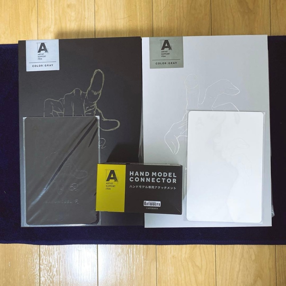 Limited Edition ARTIST SUPPORT ITEM Hand Model Gray R/L