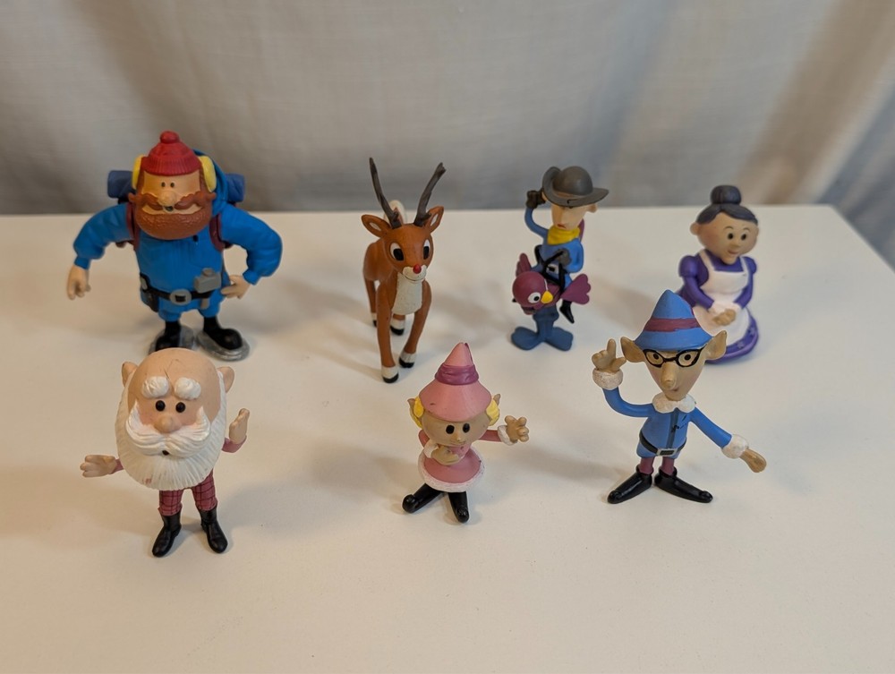 7x RUDOLPH & The Island of Misfit Toys Figures, 2002 & 2003 Playing Mantis