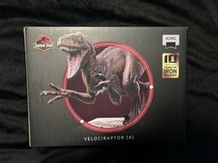 Iron Studios Jurassic Park Velociraptor A Statue