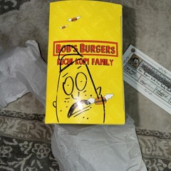 Signed BOB’S BURGERS KUCHI KOPI FAMILY FIGURE GAMESTOP 2018 – New in Box COA