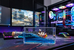 One Piece Thousand Sunny Ship Bottle Liquid Wave Anime Collectible Decor Gift