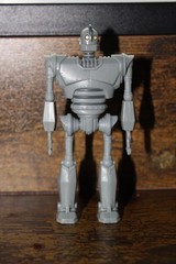 The Iron Giant 4.25″ Robot Toy RARE 1999 Warner Bros VHS Promo Action Figure