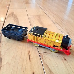 HTF! GOLDEN THOMAS, METALLIC JAMES & PERCY! Thomas Train Motorized Trackmaster