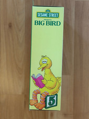 NECA Sesame Street Presents 11″ Big Bird Ultimate Action FIgure Feature Letter B