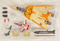 DX Chogokin VF-1D Valkyrie & Fan Racer Macross Bandai Spirits Official Japan