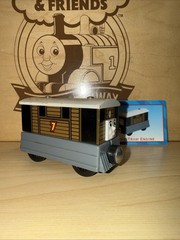 TOBY ! THOMAS FRIENDS TRAIN WOODEN ! 1998 CARD ! BRITT ALLCROFT TRAM ENGINE