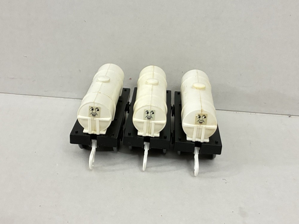 Tomy Thomas Plarail Lot of 3 White Troublesome Tankers