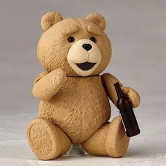 AMAZING YAMAGUCHI Ted 2 Figure Ted Teddy Bear Action Figure Revoltech Model Toy