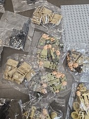 Army Buildable Mini-figure Soldier Lot 40 Solders + Accessories NEW SEALED BAGS