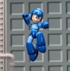 Jada Toys Megaman 4.5″ Mega Man Figure 1:12 Scale