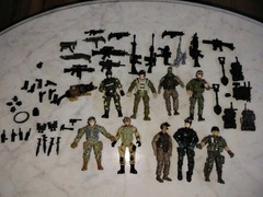 Lot Of 9 Action Figure Army Men With A Lot Of Accessories Pre-owned