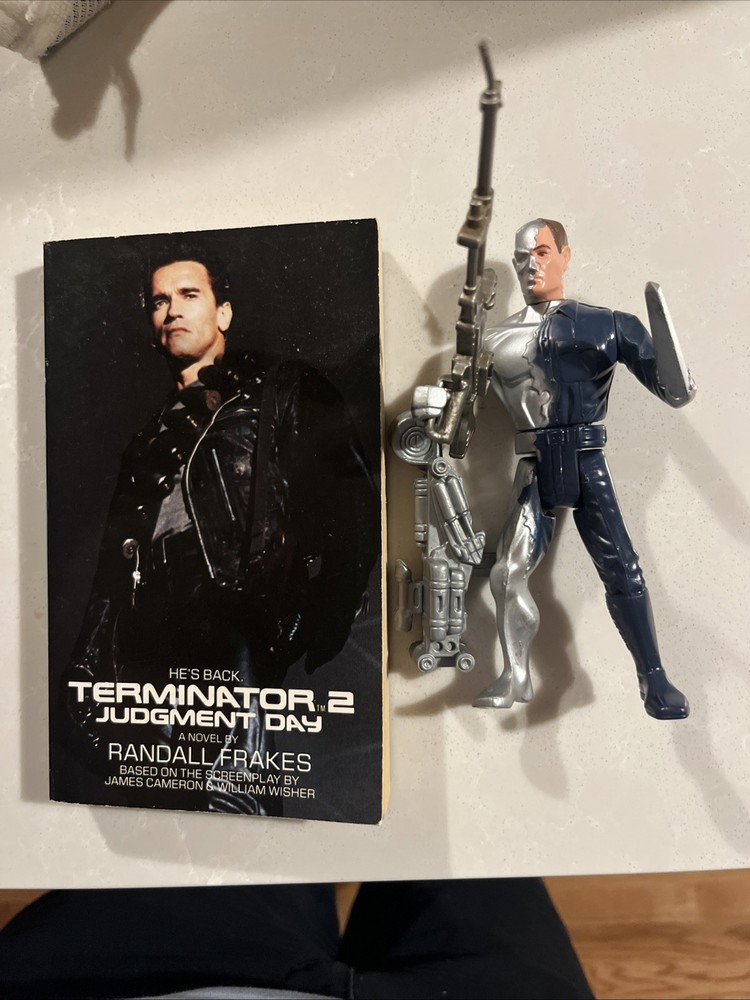 Kenner “Exploding T-1000” action figure from the Terminator 2 – With Book