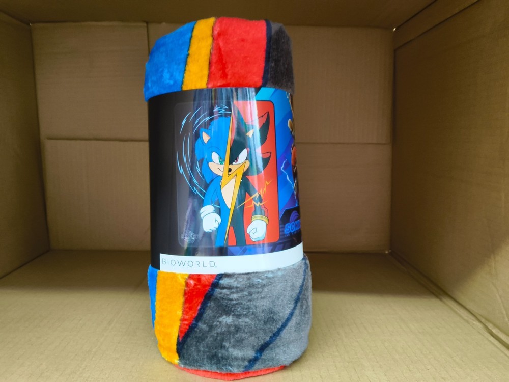 Bioworld Sonic the Hedgehog 45″x60″ Super Soft fleece Blanket Plush Throw NEW