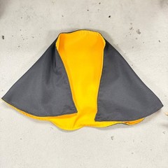 PB-C-YLBK: 1/12 Reversible Black Yellow wired cape for 6″ action figure