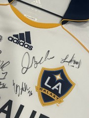 2011 LA Galaxy Team Signed Autographed Jersey David Beckham, Landon Donovan