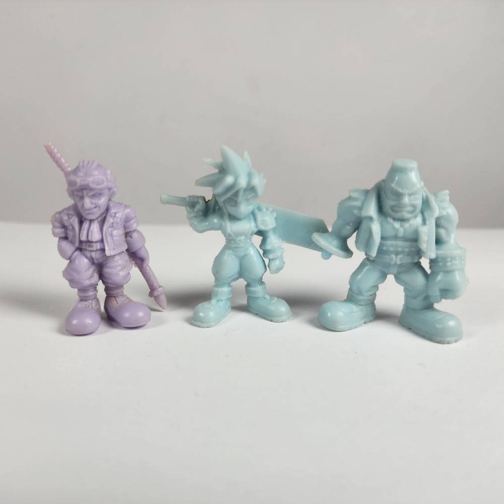 Lot of 3 Final Fantasy VII Rubber Eraser Keshi Mini Figures 1997 Bandai