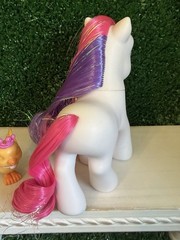 🌈 Hasbro My Little Pony Cute Curtsey With Bird 2005 G3 MLP Clean 🧼 & Cute