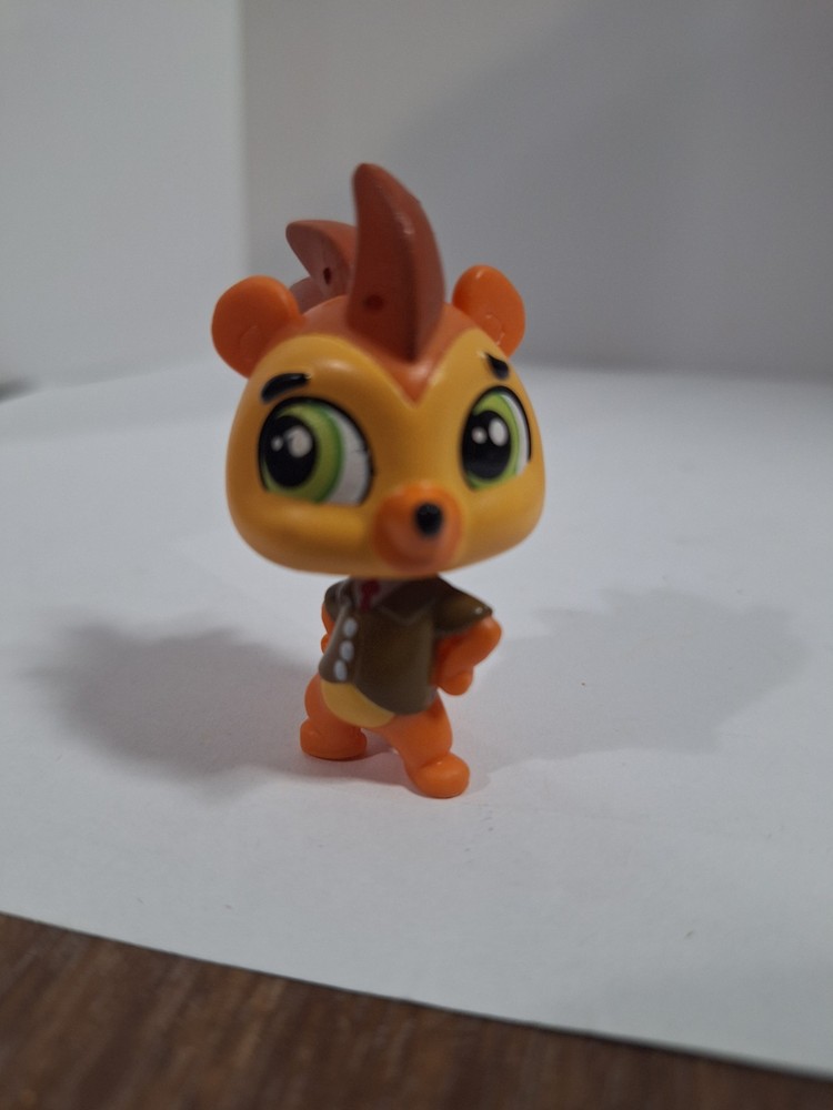 Littlest Pet Shop Russell Ferguson Hedghog #4102 Loose Figure LPS
