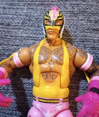 Mattel WWE Elite Top Picks 2023 Rey Mysterio Jr. Figure Lucha Libre Yellow Pink