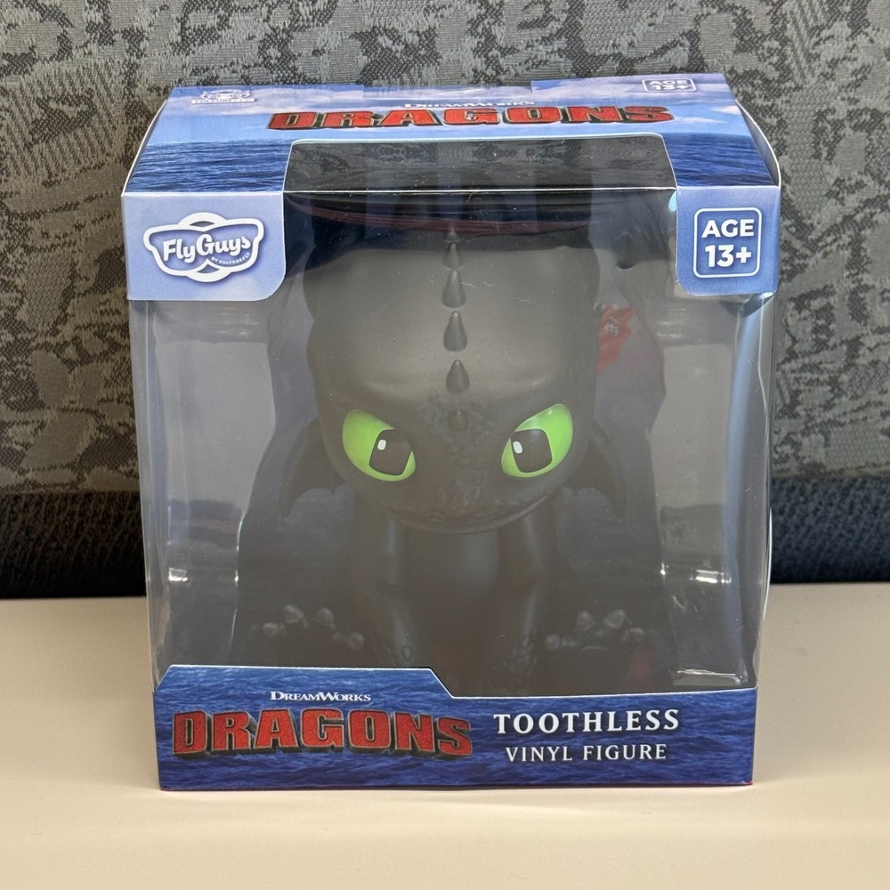 Culturefly DreamWorks Dragons Toothless Sitting Collectible Vinyl Figure NEW