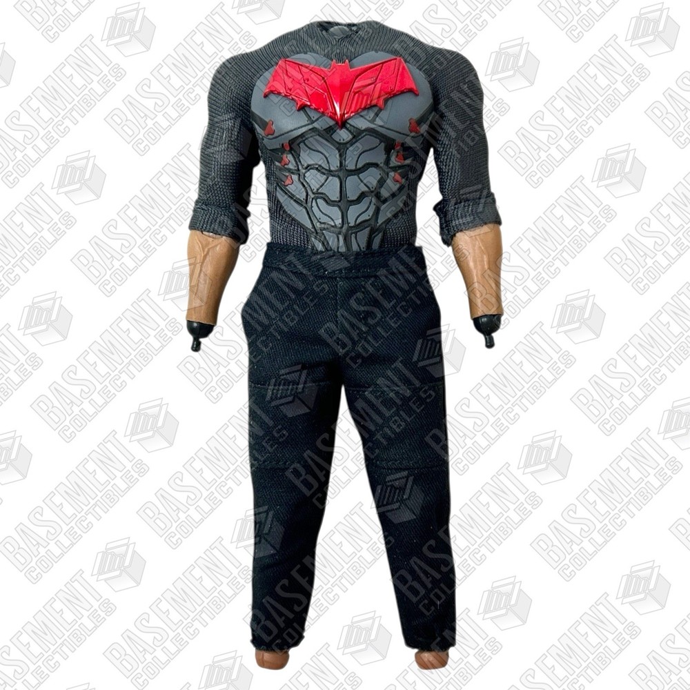 Mezco One:12 Red Hood – Body, Armored Shir, Emblem & Pants 1:12 Scale Fodder