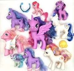 Lot Of 9 Hasbro My Little Pony Ponies Accessories Various Years Sizes Colors