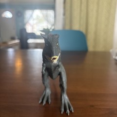 Jurassic World Dominion Owen Escape Carnotaurus Dinosaur Figure used