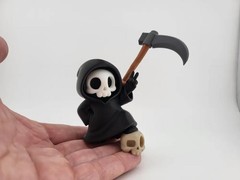 Peace Out Grim Reaper Skeleton Figure – Funny Macabre Desk Decor