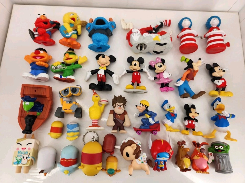 Lot Of 33 Small Figures Disney, Tsum, Sesame, Muppets + More. Vinyl & Plastic