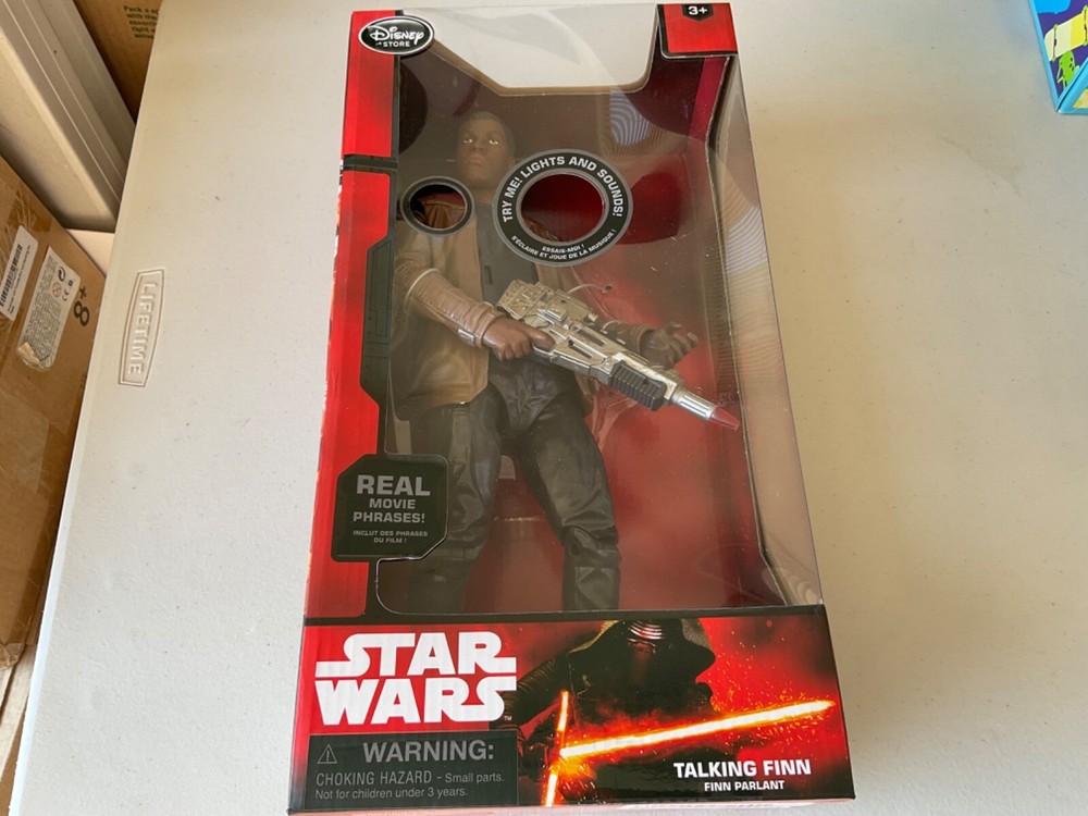 Disney Star Wars talking Finn action figure 13.5″ The Force Awakens BRAND NEW