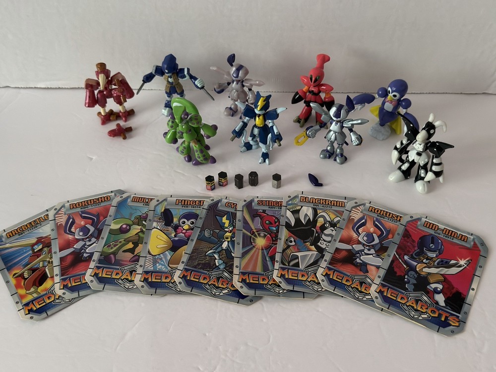 Medabots Action Figures {9} Hasbro Takara Tomy 2.5” Mini Figures & Cards