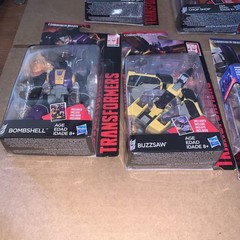 Hasbro Transformers Combiner Wars Pipes Chop Shop Bombshell Buzzsaw Viper Lot