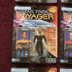 1995 Playmates Complete Set 15 Star Trek VOYAGER Action Figures MOC