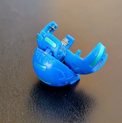 Bakugan Laserman Blue Aquos B1 Classic Small Ball 250g