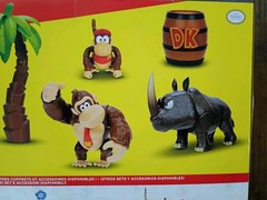 2.5″ DONKEY KONG JUNGLE ADVENTURE Diorama Super Mario Nintendo Diddy Rambi Rhino