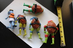 TMNT Mutant Mayhem Action Figure Set Raphael Leonardo Lot Loose Mondo Gecko