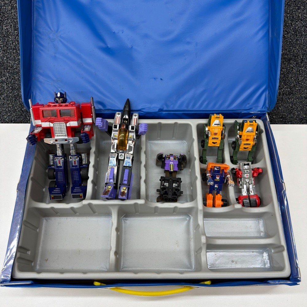 Vintage Transformers Collectors Case G1 Optimus Prime Skywarp Mini Vehicles Lot