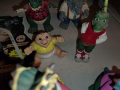 Disney Dinosaurs TV Show Figure Set Lot COMPLETE 6 SINCLAIR FAMILY 1991 HASBRO