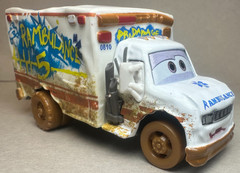 Disney Pixar Cars 3 Demolition Derby Dr. Damage Muddy Deluxe Diecast 1:55 FC
