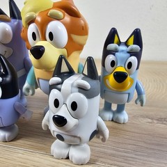 Moose Toys Bluey Lot of 7 Figures Nana Uncle Stripe Rad Muffin Socks Bingo