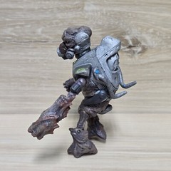 Halo Reach Series 4 Covenant Grunt Major Action Figure 2011 McFarlane With Mask