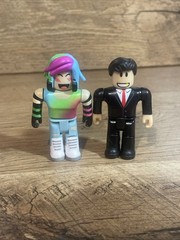 Jazwares Lot Of 20 Mixed Lot Of Roblox Figures